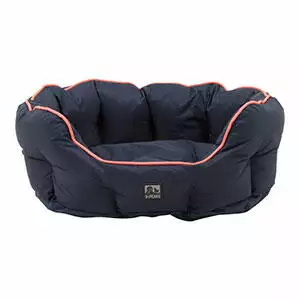 3-Peaks-Nevis-Scalloped-Dog-Bed