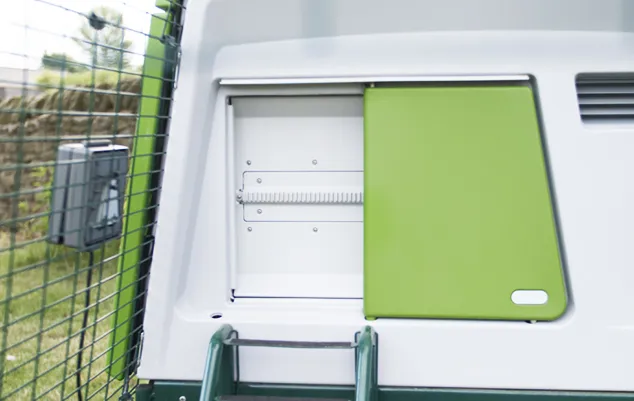 chicken coop Universal Automatic <a href=